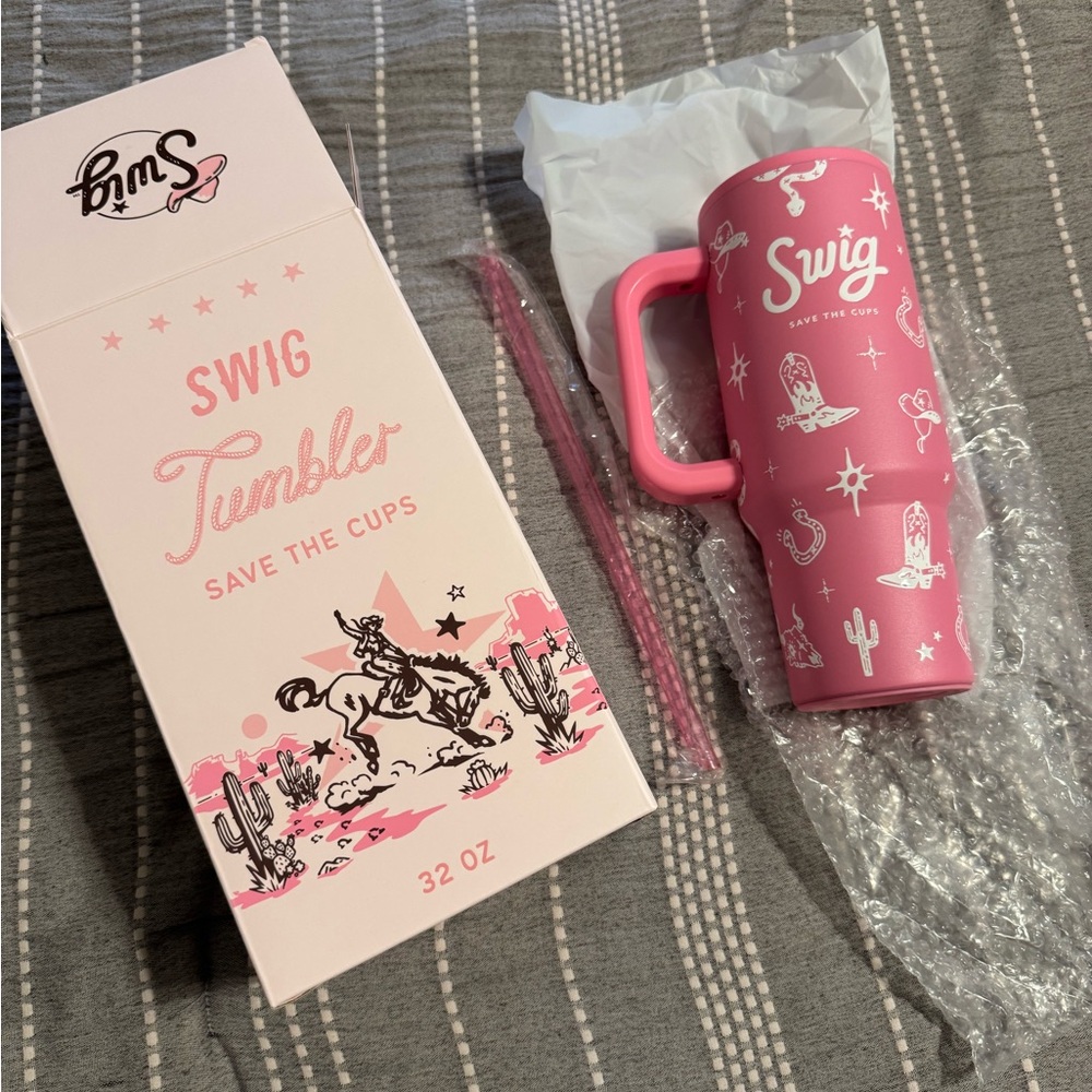 Swig Pink Tumbler with Handle New
